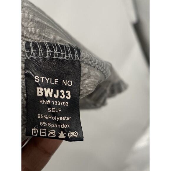 POL women’s Wrap Style Grey Velvet Striped Dressing Gown Robe Sz S Loungewear - Picture 4 of 5